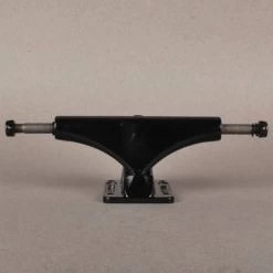 Bullet Bullet 130 Black/Black Skateboard Trucks - 7.6''